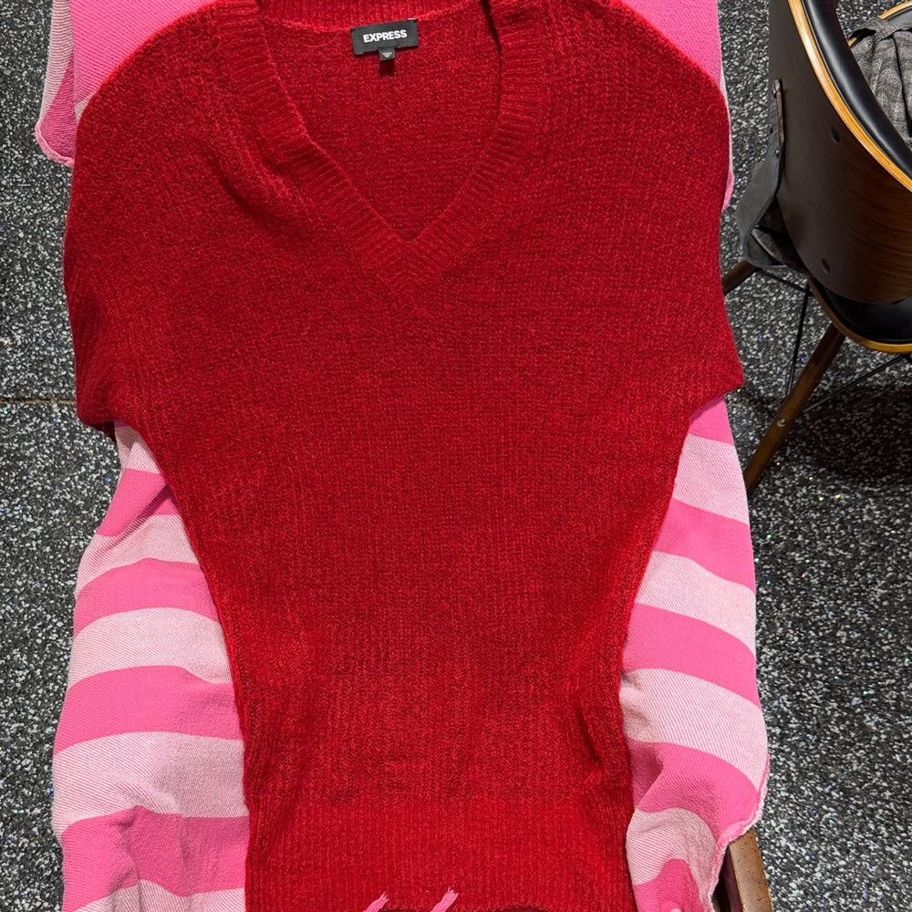 Express Women's V-Neck Sweater in Bold Red